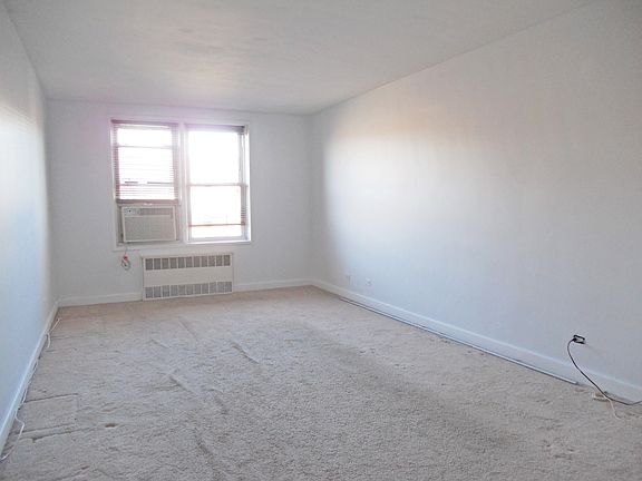 3rd image of 3325 90th St #6X