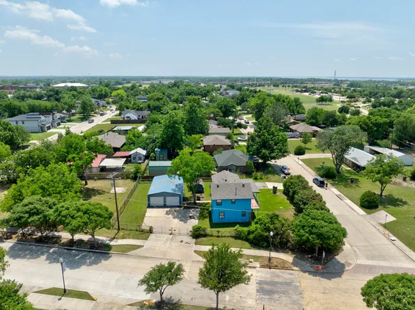 236 W Park St, Little Elm, TX 75068