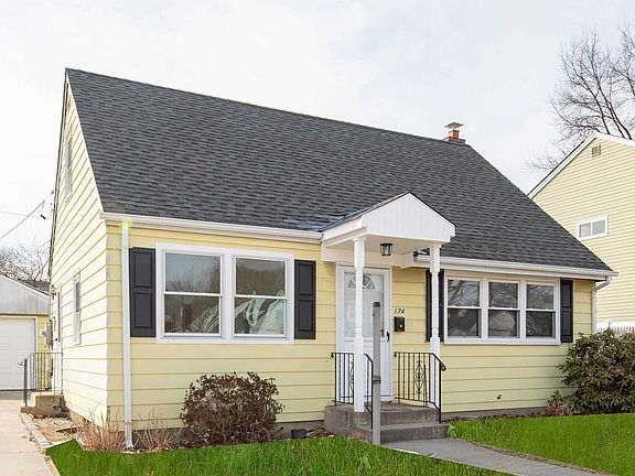 2nd image of 174 Cottage Blvd