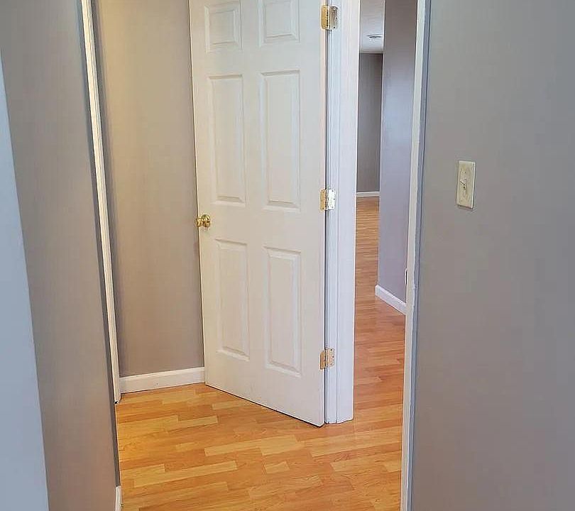 1st image of 361 Dille St #1