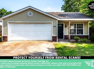 3092 W Essex Dr, Fayetteville, AR 72704