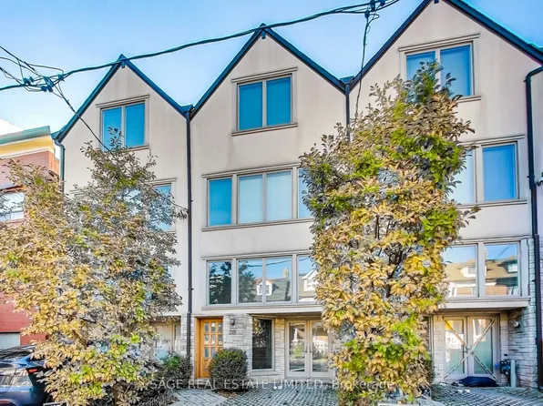 2C Beatrice St, Toronto, ON M6J 2T3