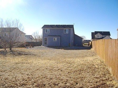 1/3 acre lot - huge back yard!