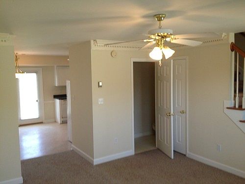 3rd image of 633 Sherard Cir