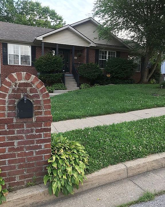 1st image of 412 Village Pkwy