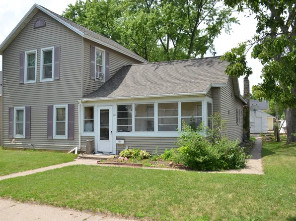 1321 Charles St, La Crosse, WI 54603