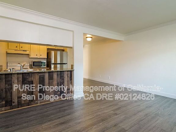 4th image of 615 Vine St Unit 20