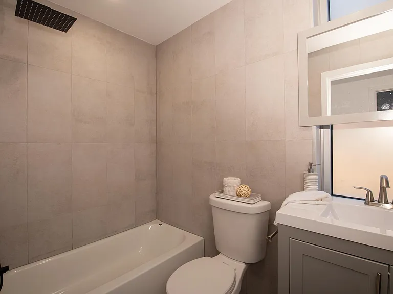 2059 Germantown Ave #A9 — Photo 11