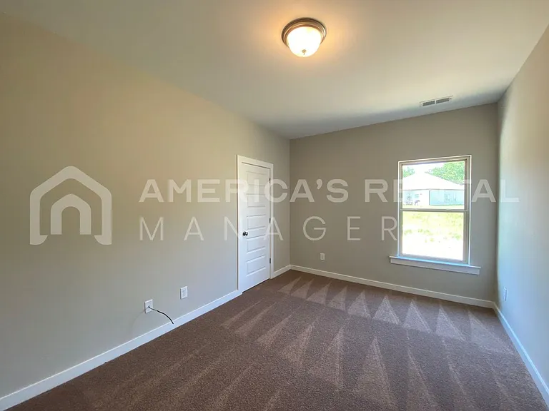 68 Water Oak Dr — Photo 13