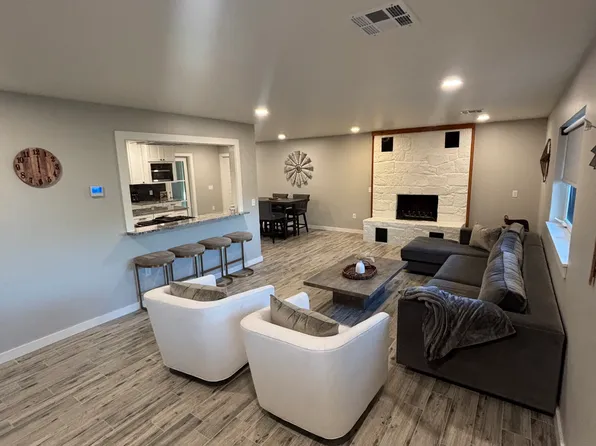 9701 N Pennsylvania Ave, Crescent, OK 73028