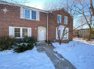 1320 Main St, Evanston, IL 60202