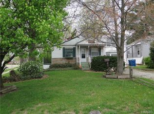 10435 Lackland Rd, Saint Louis, MO 63114