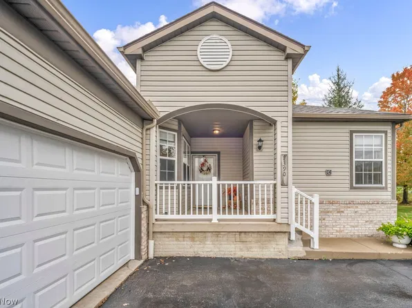 7390 Forest Cove Ln APT C, Northfield, OH 44067