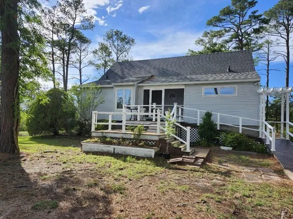 30516 Back Creek Rd, Hacksneck, VA 23358