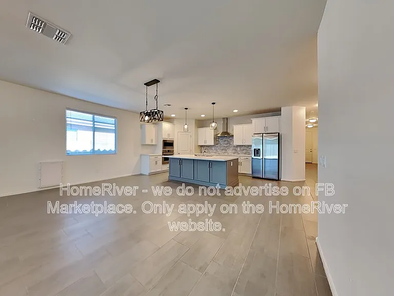 17674 W Via De Luna Dr — Photo 2