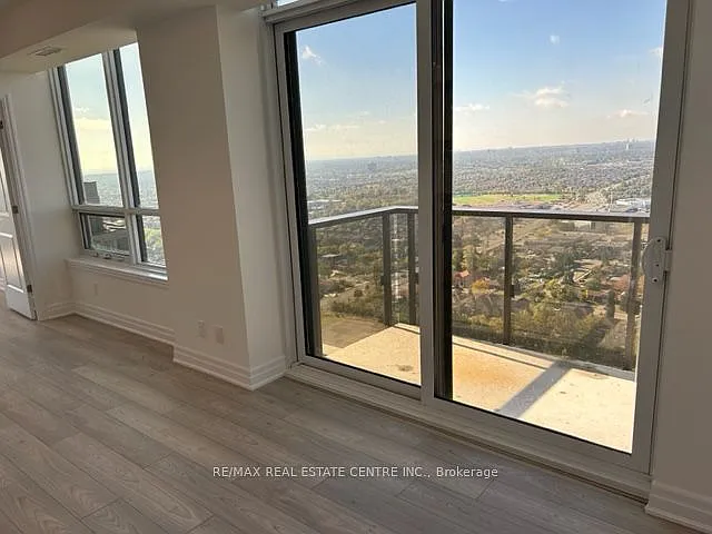2 bed, $2,895 — Photo 3