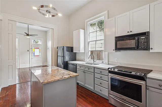 334 Elmira Ave — Photo 3