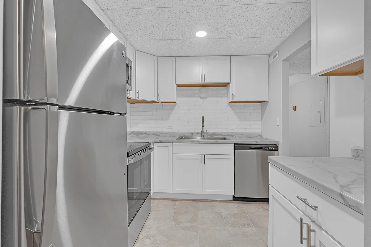 Building Photo - 3222 Sanders Rd #1E