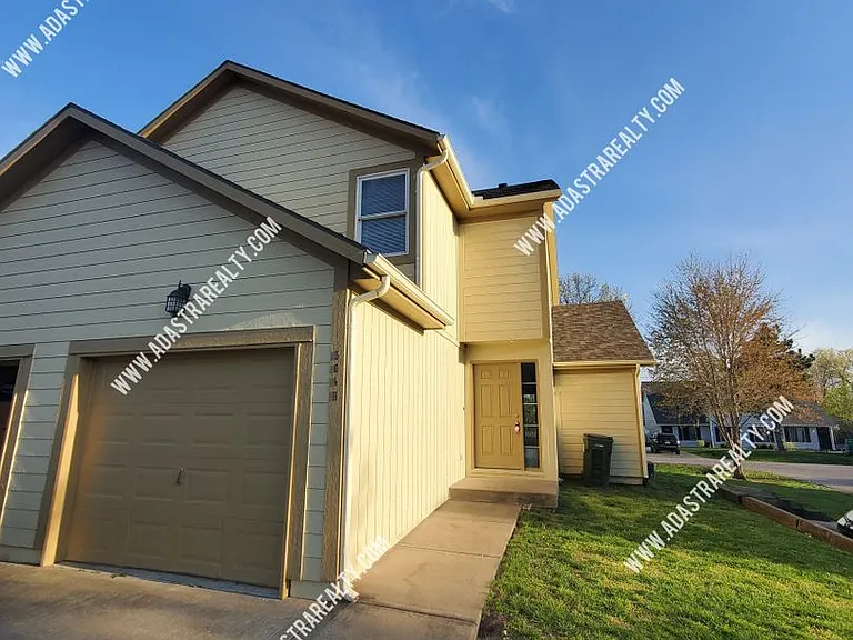 304 N 9th St #B — Photo 2