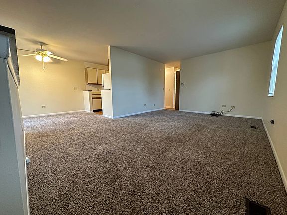 2nd image of 493 N Lake Shore Dr #498