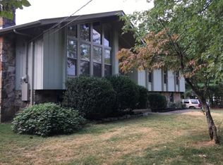 6120 Ridgeview Rd, Knoxville, TN 37918