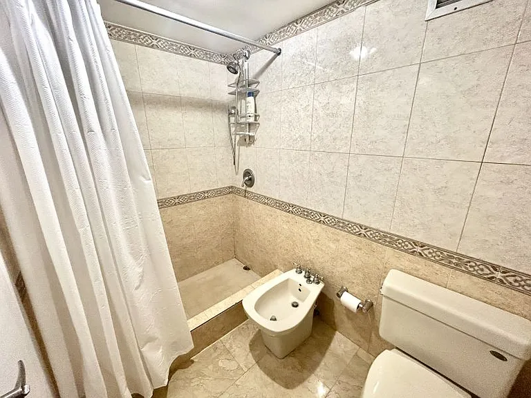 Cond Coral Beach Torre II Apt 1401 Ave Isla Verde — Photo 9