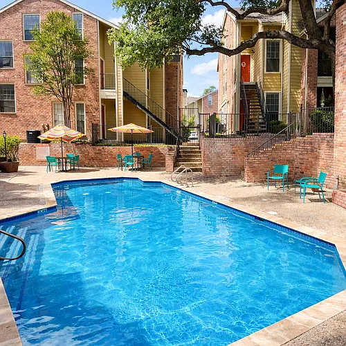 Hidden Oaks Apartments Photo 1
