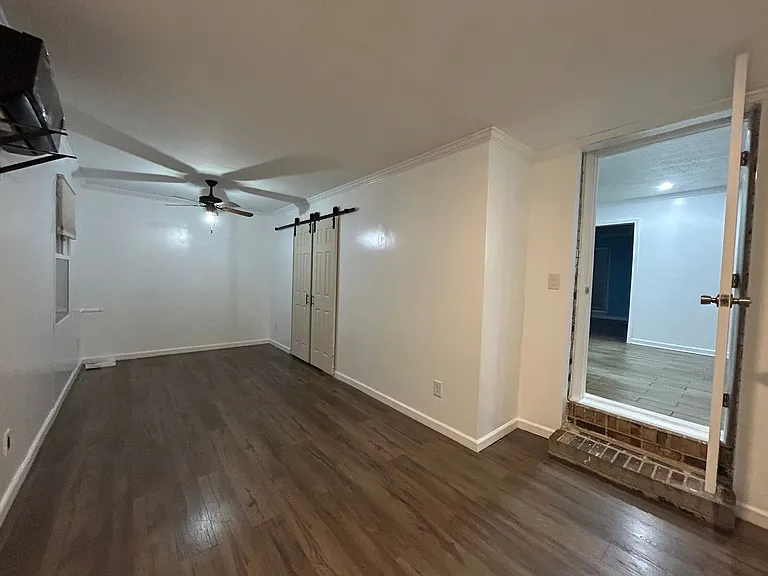 2664 Abington Dr — Photo 25