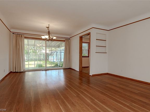 5th image of 31435 Bayridge Blvd