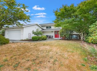 17612 NE Wasco St, Portland, OR 97230