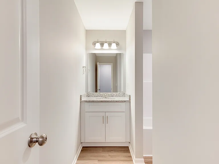 Copper Creek Apartments — Photo 22