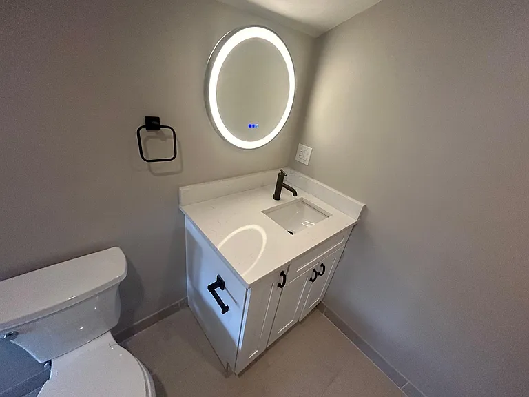 3805 Franklin Blvd #301 — Photo 33