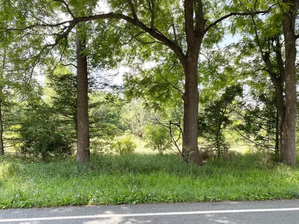 8940 S 12th St, Schoolcraft, MI 49087