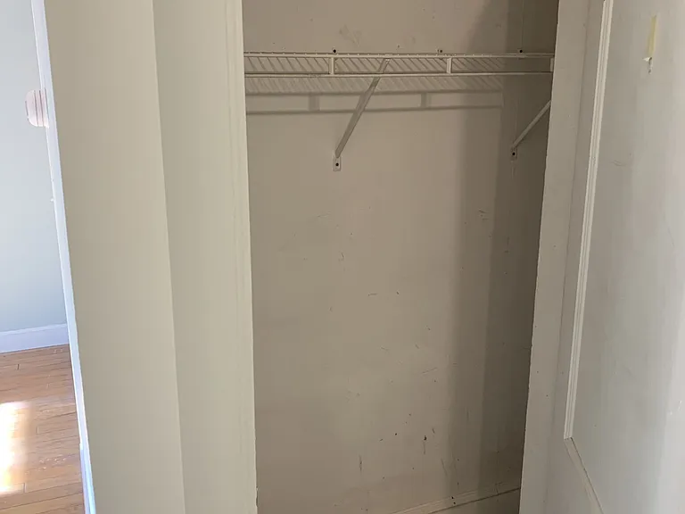 96 Strathmore Rd #1B — Photo 16