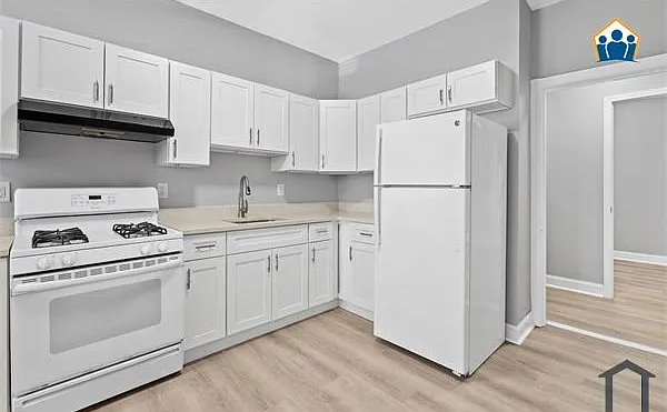 3231 N Hope St — Photo 19