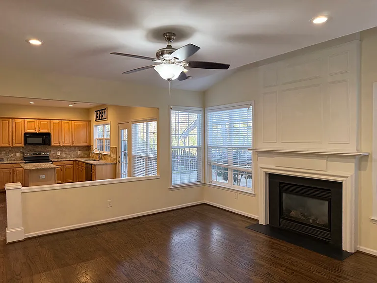 9530 Oswald Ln — Photo 14