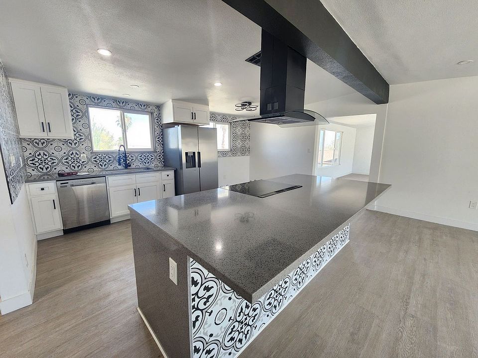 1st image of 73423 Desert Trail Dr