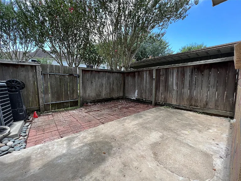 2808 Grants Lake Blvd #304 — Photo 12