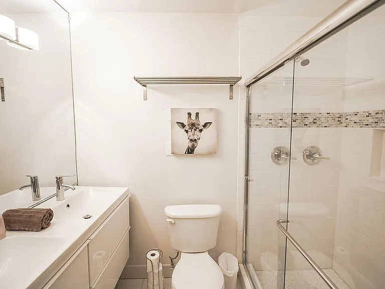 602 N May St #45 — Photo 24