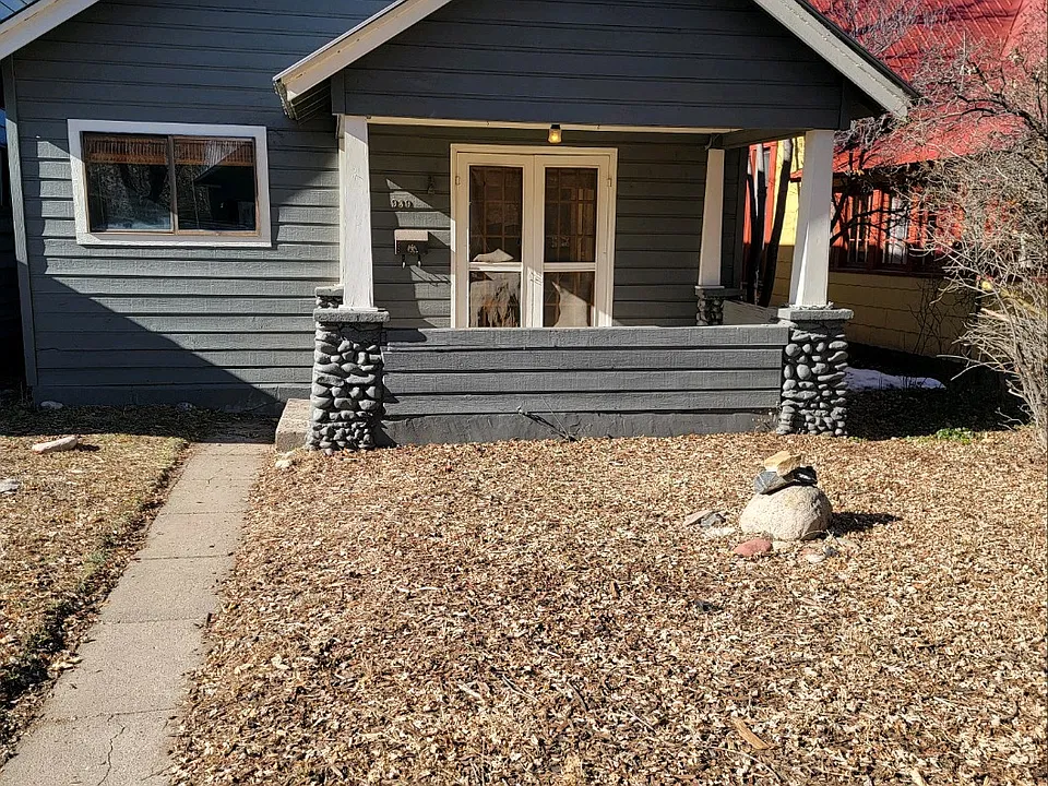 939 E 4th Ave