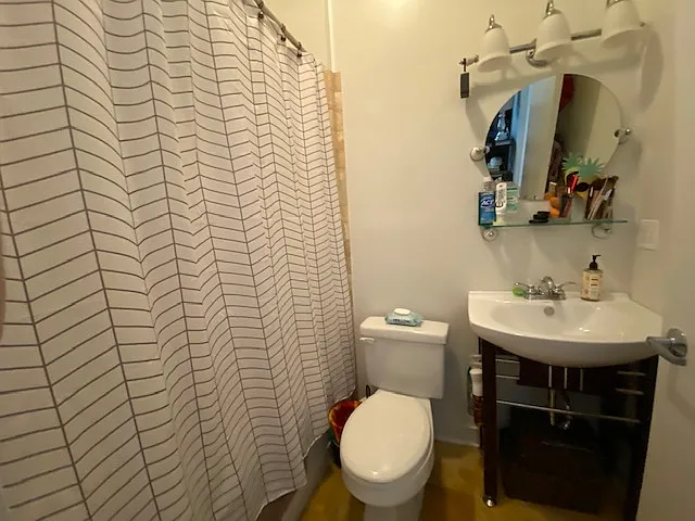 2120 W Washington Blvd #402 — Photo 9