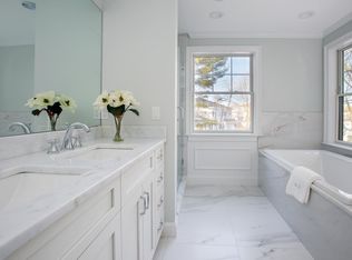 35 Hanson Rd, Newton, MA 02459
