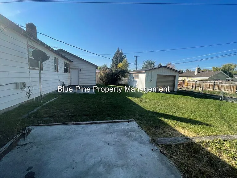 960 Homer Ave — Photo 17