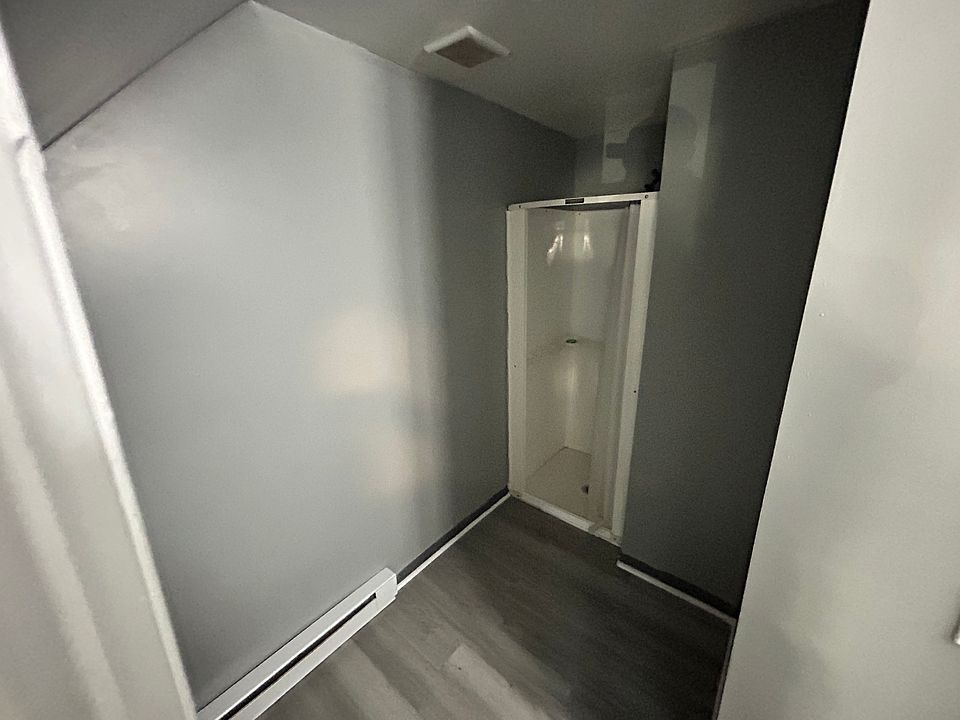 1st image of 1004 Ontario Ave
