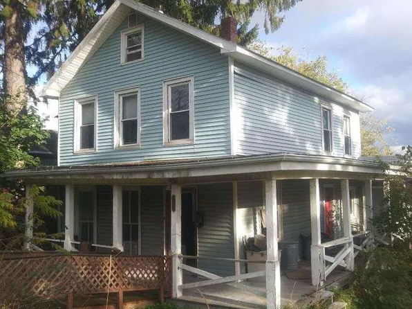 194 Grow Ave, Montrose, PA 18801