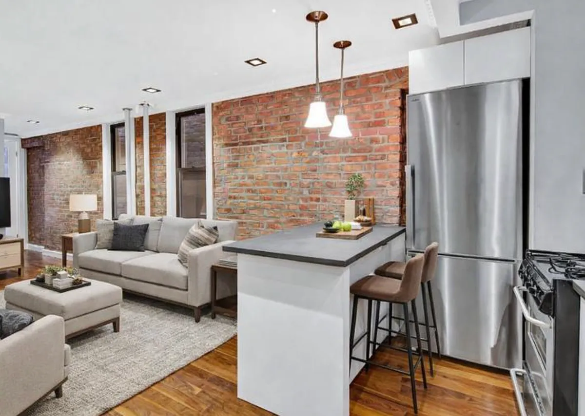 Building Photo - 166 Mulberry St #4F
