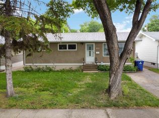 322 U Ave N, Saskatoon, SK S7L3C7