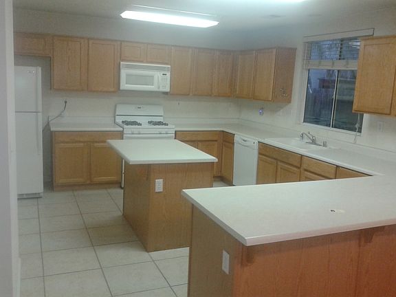 5th image of 3318 Nautical Ct