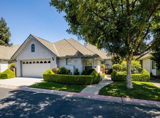 6664 N Seedlescombe Dr, Fresno, CA