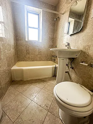 Sold by Showcase Realty | media 7